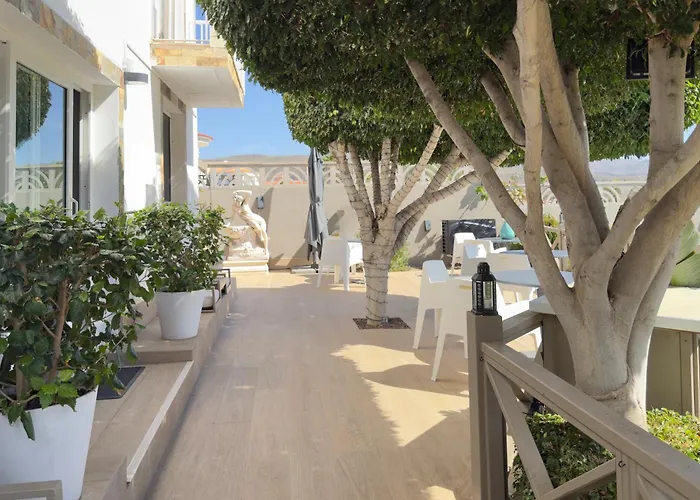Casa En La Montana Bed & Breakfast 4*
