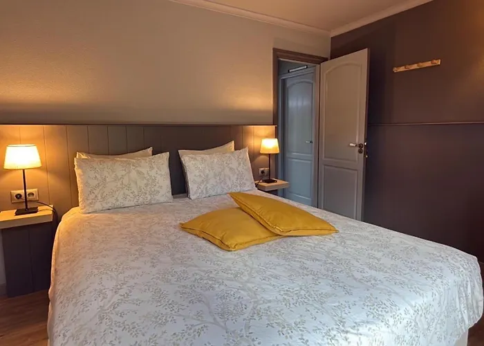 Alojamento de Acomodação e Pequeno-almoço Casa En La Montana 4*